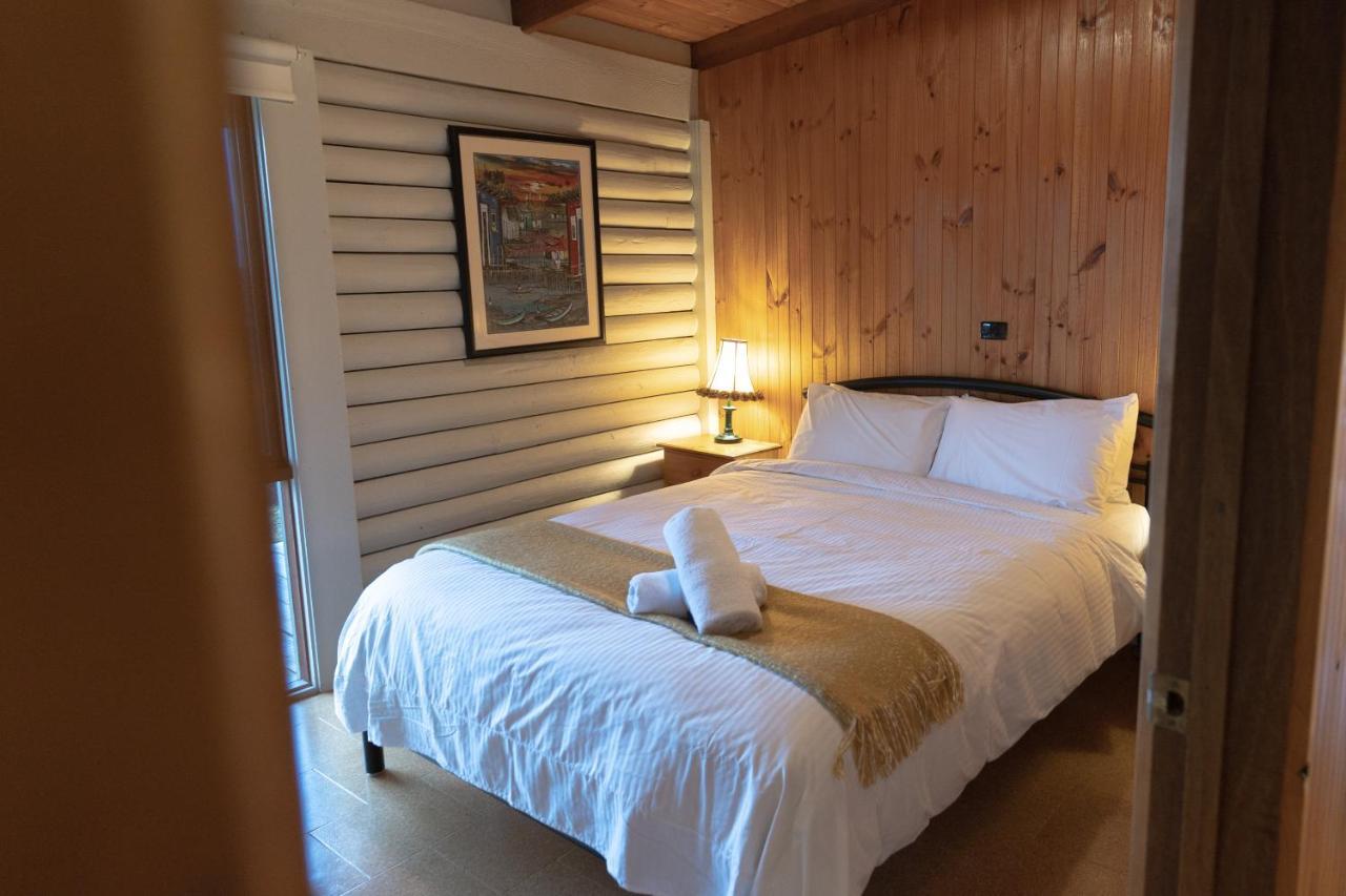 Glenaire Cottages Extérieur photo